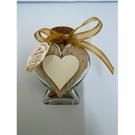 Verre en forme coeur/bois